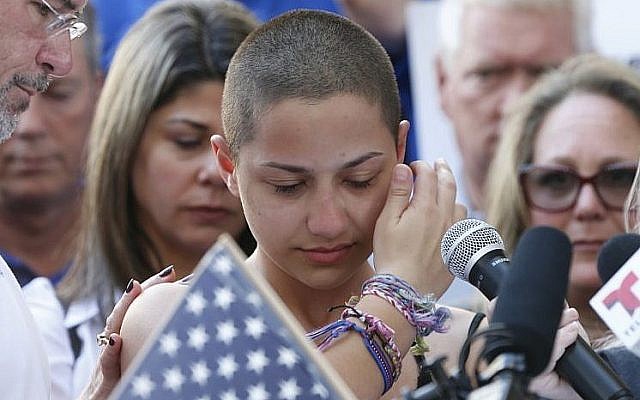 Marjory Stoneman Douglas High School student Emma Gonzalez speaks at a rally for gun control at the Broward County Federal Courthouse in Fort Lauderdale, Florida, on February 17, 2018. (AFP Photo/Rhona Wise) Marjory Stoneman Douglas High School student Emma Gonzalez speaks at a rally for gun control at the Broward County Federal Courthouse in Fort Lauderdale, Florida, on February 17, 2018. (AFP Photo/Rhona Wise)