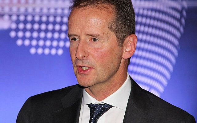 Volkswagen boss Herbert Diess (Wikimedia/RudolfSimon via Jewish News) Volkswagen boss Herbert Diess (Wikimedia/RudolfSimon via Jewish News)