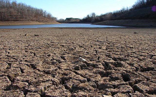 Illustrative. A dry riverbed in California. (Public Domain, National Oceanic and Atmospheric Administration/ Wikimedia Commons) Illustrative. A dry riverbed in California. (Public Domain, National Oceanic and Atmospheric Administration/ Wikimedia Commons)