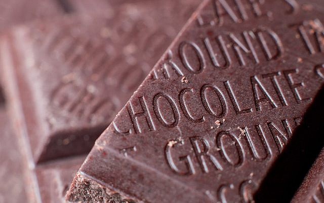 For the Flickr group Macro Monday, "Guilty Pleasures" theme. Although I don't feel guilty about enjoying chocolate. :-)