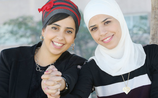 Elinor (Jewish) and Salma (Muslim) become friends on the Israeli TV show “Master Chef” source: Mako