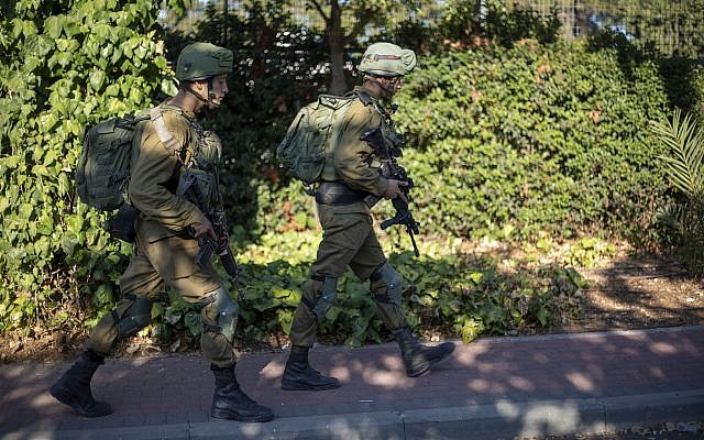 Israeli soldiers secure the village of Avivim on the Israel-Lebanon border, September 2, 2019. (AP Photo/Ariel Schalit)