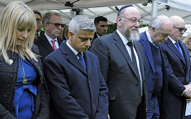 Sadiq Khan, the mayor of London, attends the 2019 Yom Hashoah event alongside Chief Rabbi Mirvis and Board president Marie van der Zyl. (Photo: John Rifkin via Jewish News) Sadiq Khan, the mayor of London, attends the 2019 Yom Hashoah event alongside Chief Rabbi Mirvis and Board president Marie van der Zyl. (Photo: John Rifkin via Jewish News)