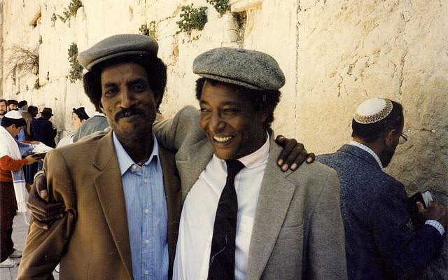 Aklum Ferede (L) & Baruch Tegegne (R) at Wall in Jerusalem