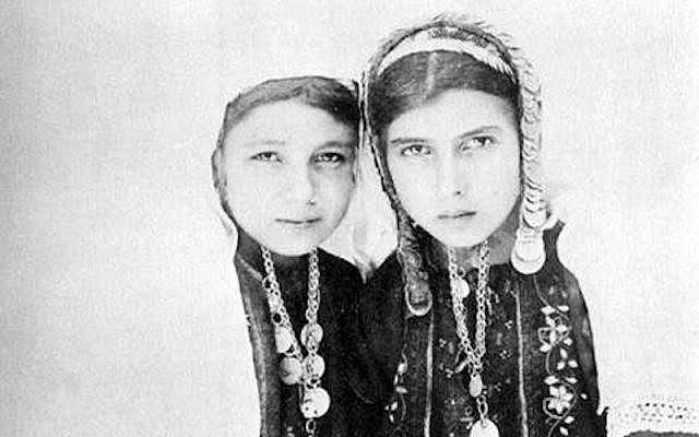 Bonfils portrait of Bethlehem girls. Public Domain, Wikimedia Commons Bonfils portrait of Bethlehem girls. Public Domain, Wikimedia Commons