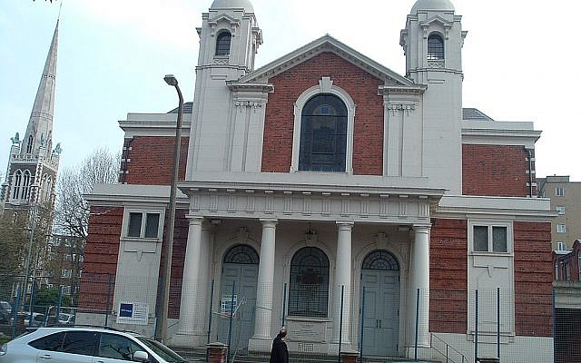 The outside of the Egerton Road Synagogue, now the Bobov hasidic Bet hamedrash in Stamford Hill