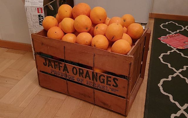 The story of a box found in an attic of a rundown Swedish apartment bloc.