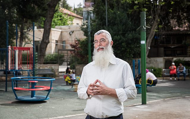 Rabbi Dov Singer at a playground in Jerusalem, on April 5, 2016. (Hadas Parush/Flash90/File)