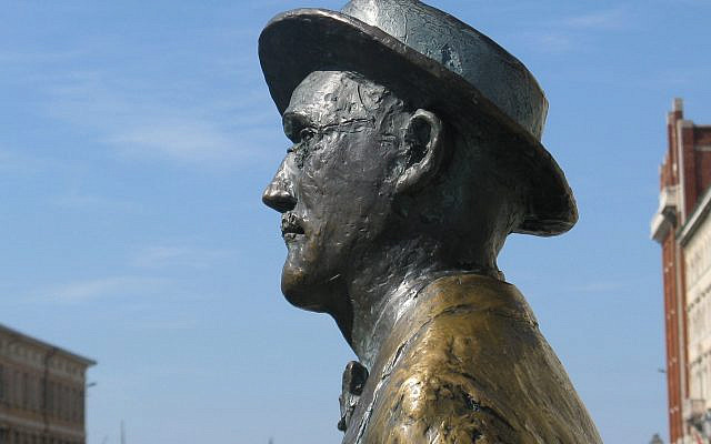 wikimedia commons, James Joyce statue in Europe