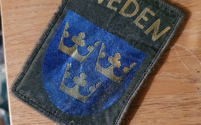 The three royal crowns. (Copyright: Jonas Amir Kadah, 2020).