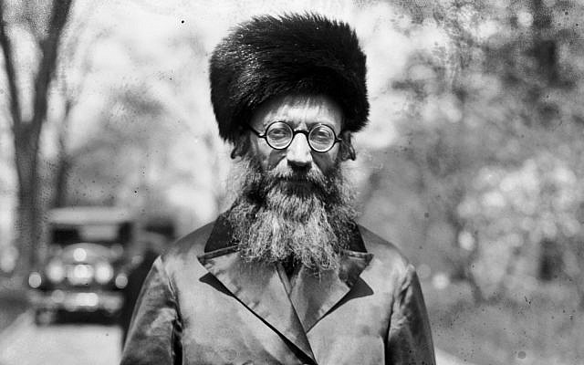 Rabbi Dr. Abraham I. Kook, April 15, 1924 (Detail from photo via Wiki-commons, PD)