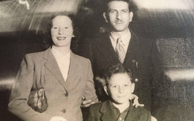 Sara/Salya, Chaim and Dov Feingold
Rome, Italy late 1940s. Family photo.