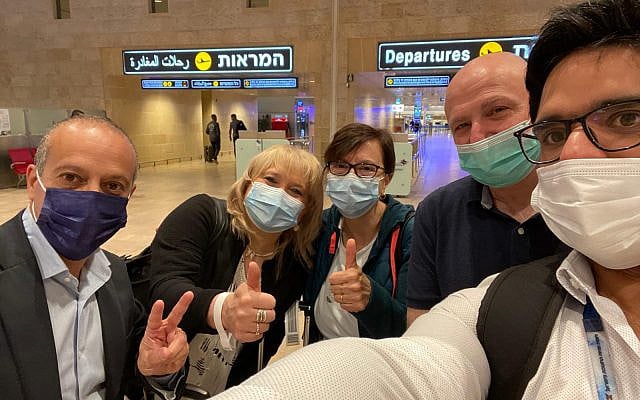 Jorge Diener with members of the Hadassah delegation to Argentina. (l to r): Jorge Diener, Prof. Sigal Sviri Director of the COVID-19 ICU Unit at Hadassah Hospital Ein Kerem, Claudia Poggi Senior ICU Nurse, Prof. Yoram Weiss Director of Hadassah Hospital Ein Kerem, and Andres Rojas Manager of the Cultural Unit at the Argentinian Embassy in Israel.