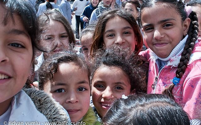 (Balata Refugee Camp, West Bank town of Nablus, UNRWA School/Beautiful Faces of Berlin/Flickr/CC BY 2.0)