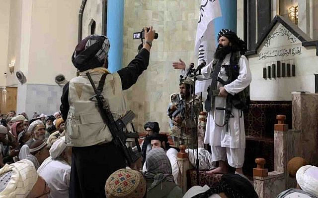 Khalil-ur Rehman Haqqani in Kabul. Original image tweeted by Sarfaraz1201