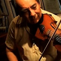 Violonist Fernando Suarez Paz -Photo - courtesy of Julio Pimentel Violonist Fernando Suarez Paz -Photo - courtesy of Julio Pimentel