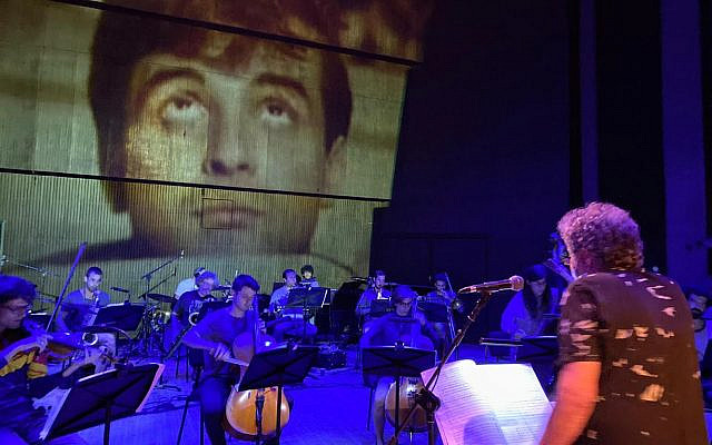 Orchestra in the sky (photo by Malu Tzion)
