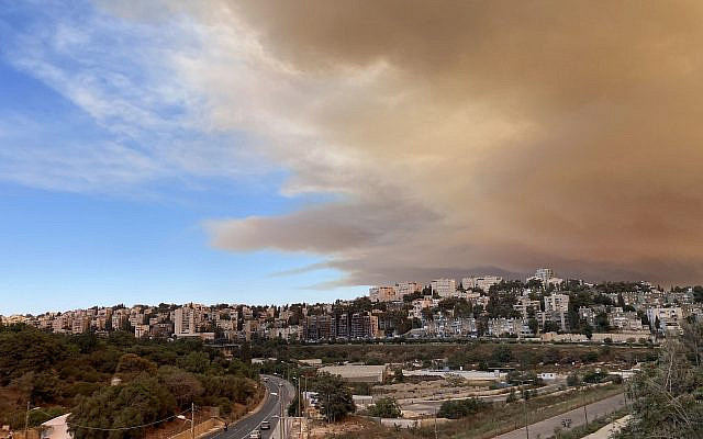 Sky above Jerusalem on August 15, 2021, following the wildfire on the outskirts of the city. Photo by Galit Palzur