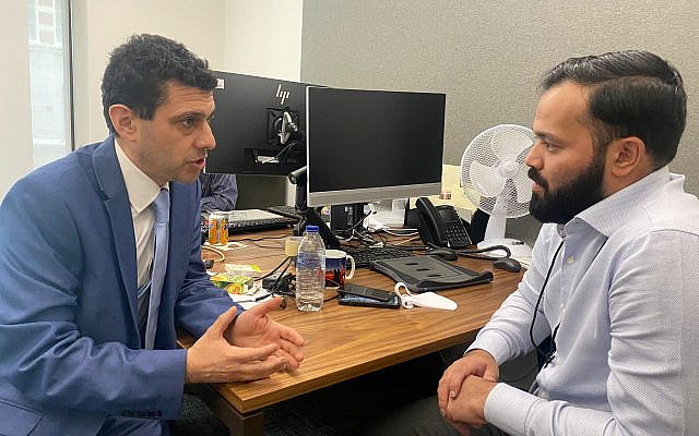 Alex Sobel MP speaking with Azeem Rafiq before his DCMS committee appearance
