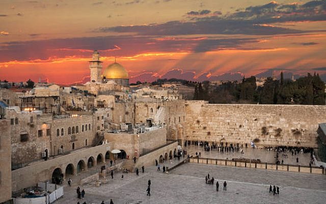 The Western Wall, with the Dome of the Rock behind it. (iStock)