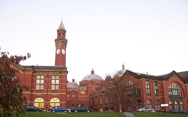 University of Birmingham (Wikipedia/ Source University of Birmingham - Aston Webb Author: Stephen Boisvert / Attribution :2.0 Generic (CC BY 2.0))
