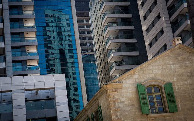Old and new buildings at the Sarona neighborhood in Tel Aviv. August 18, 2015. (Alster/FLASH90)