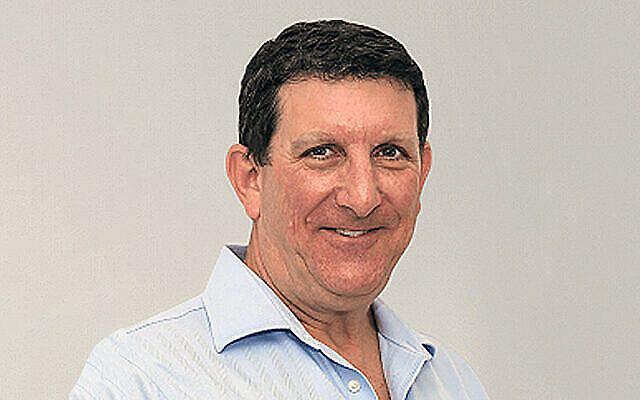 Michael Ben-Ari (Greenfield) wanted for running an alleged $150 million Ponzi scheme that defrauded several hundred US and Israeli investors (Courtesy EGFE)