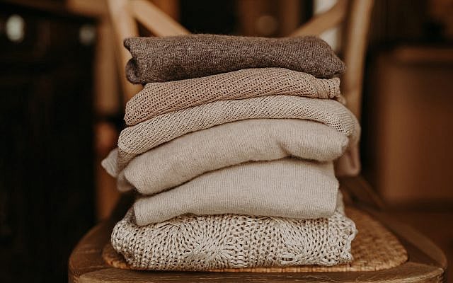 Notice the similar fabric textures? When I find something I love, I buy it in different colours. (courtesy, the talented Sasha Kozlov)
