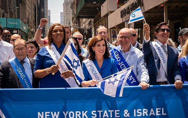 Congressman Jerrold Nadler, New York Attorney General Letitia James, New York Governor Kathy Hochul, head of the Jewish Community Relations Council Gideon Taylor, and parade grandmaster Harley Lippman. (Luke Tress/Times of Israel)