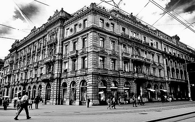 Credit Suisse in Zurich (Wikipedia CC BY 4.0)