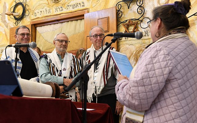 Ronald Kronish at aliyah to the Torah, with 2 colleagues,  February 24, 2023, at Bet Daniel in Tel Aviv.
courtesy of Ronald Kroinsh