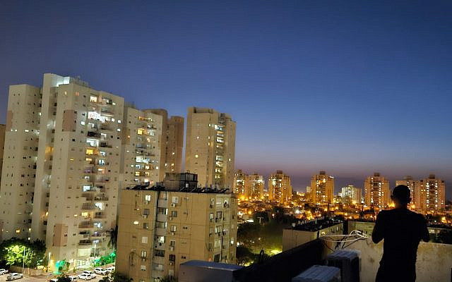 Night view on Krayot. Picture provided to the author by the victim of the attack. Night view on Krayot. Picture provided to the author by the victim of the attack.
