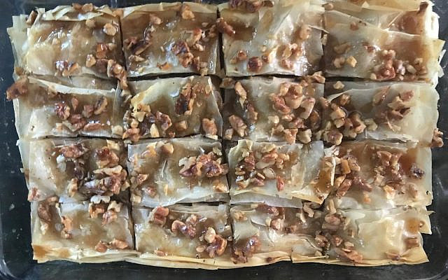 Rosh Hashanah Apple Honey Phyllo Baklava recipe photo courtesy of the author.