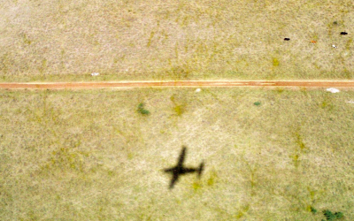 The Cessna flying across the border into Somali territory
November 1992
Photo Credit: Hanani Rapoport