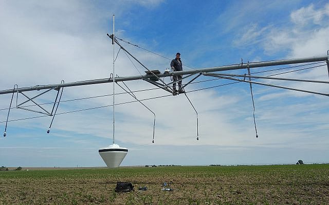 Autonomous Pivot is using AI to help farmers maximize food production in a time of climate change. Photo courtesy of Autonomous Pivot. Autonomous Pivot is using AI to help farmers maximize food production in a time of climate change. Photo courtesy of Autonomous Pivot.