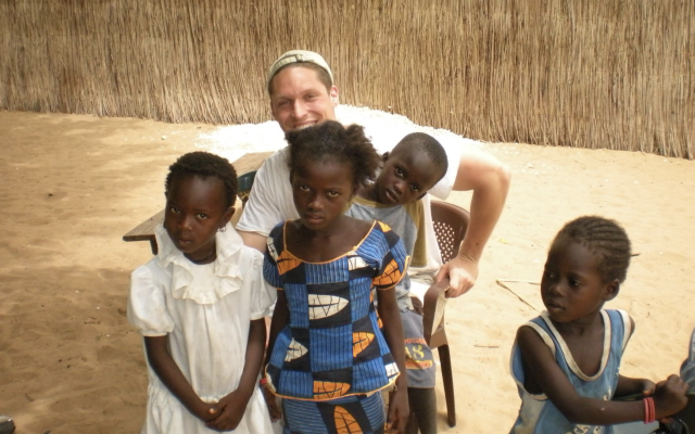Volunteering in Senegalese villages in 2009. (Photo: Shmuly Yanklowitz)