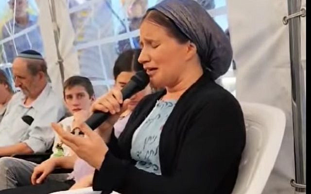 Rachel Goldberg speaks at the shiva for her husband, Rabbi Avi Goldberg, Jerusalem, October 2024. (screenshot, used in accordance with clause 27a of the Copyright Law). Rachel Goldberg speaks at the shiva for her husband, Rabbi Avi Goldberg, Jerusalem, October 2024. (screenshot, used in accordance with clause 27a of the Copyright Law).