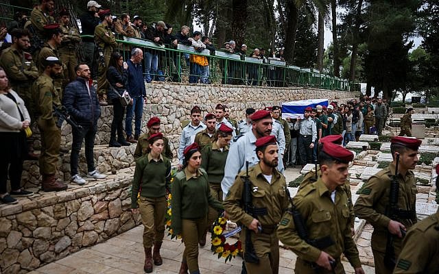 Thousands attend the funeral of Sgt. First Class Yona Betzalel Brief at Mount Herzl Military Cemetery in Jerusalem on November 27, 2024. (Chaim Goldberg/Flash90) Thousands attend the funeral of Sgt. First Class Yona Betzalel Brief at Mount Herzl Military Cemetery in Jerusalem on November 27, 2024. (Chaim Goldberg/Flash90)