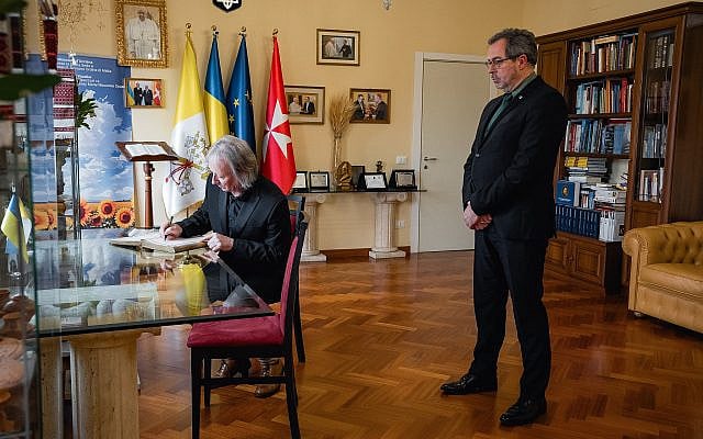 Patrick O'Brien with Ambassador Extraordinary and Plenipotentiary to the Holy See and to the Sovereign Order of Malta, Andrii Yurash, at the ambassador’s offices at Vatican City