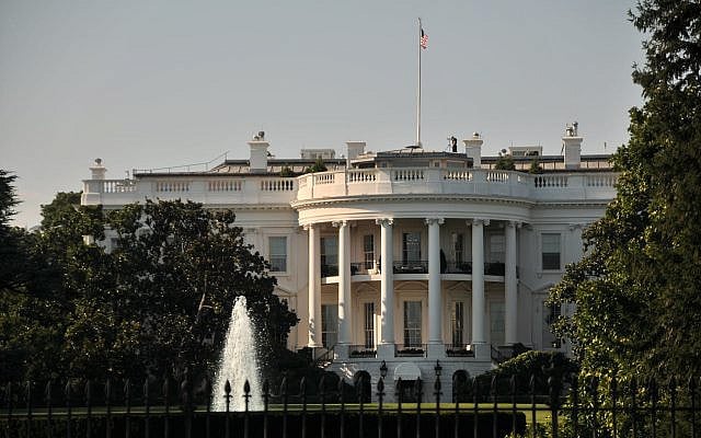 Photo by dumitru B: https://www.pexels.com/photo/elegant-view-of-the-white-house-in-washington-dc-30795057/