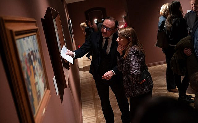 Hadas Wittenberg-Silberstein, the Ambassador of Israel to Lithuania and Dr Arunas Gelunas, Director General of the Lithuanian National Museum of Art at the opening of the YIVO commemorative exhibition at the Vilnius Picture Gallery. March 2025. (C) Gintare Grigenaite. LNDM Hadas Wittenberg-Silberstein, the Ambassador of Israel to Lithuania and Dr Arunas Gelunas, Director General of the Lithuanian National Museum of Art at the opening of the YIVO commemorative exhibition at the Vilnius Picture Gallery. March 2025. (C) Gintare Grigenaite. LNDM