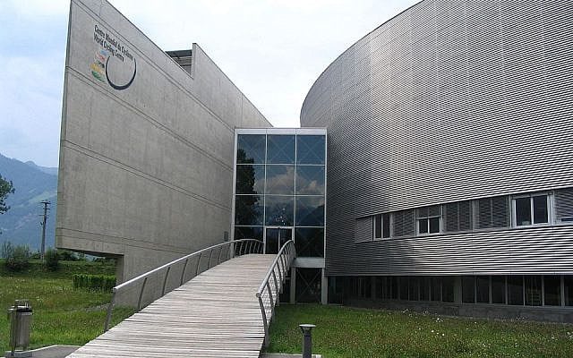 UCI Headquarters (Creative Commons CC BY-SA 3.0)