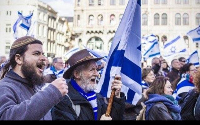 Photo Credits: Sabine Sterk 2015
During Pro Israel rally Time To Stand Up For Israel