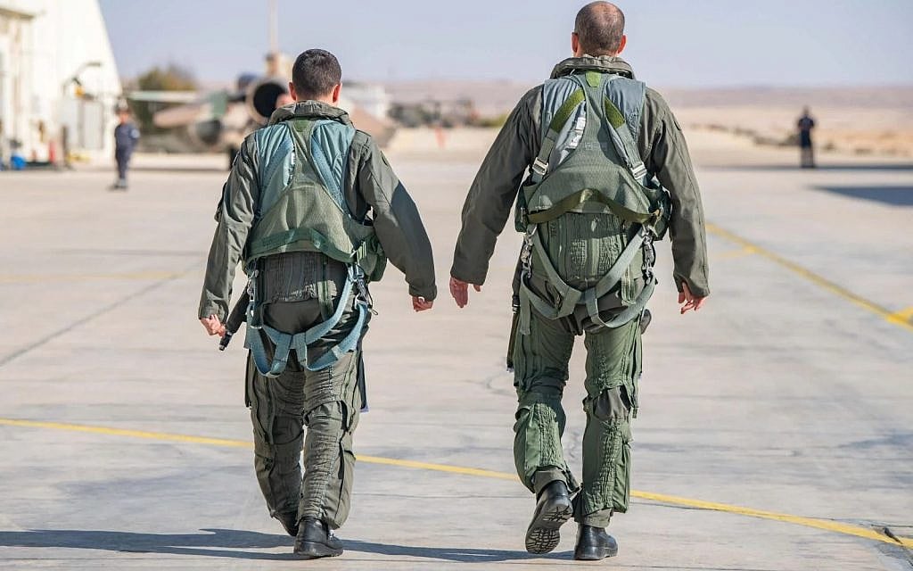 IAF pilots prepare to take off from the Ramon Airbase in southern Israel for strikes against the Houthis in Yemen, January 10, 2025. (Israel Defense Forces/File)