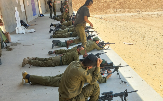 Training before redeploying to Gaza, July 2025, picture taken by author