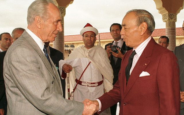Israeli Foreign Minister Shimon Peres meets with King Hassan II of Morocco at the King’s Bouznika Palace during the Casablanca Conference in 1994. (Wikipedia)