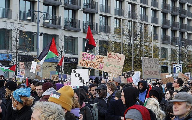 Demonstration in Berlin, 4 November 2023
(CC Attribution-ShareAlike 2.0 Generic)