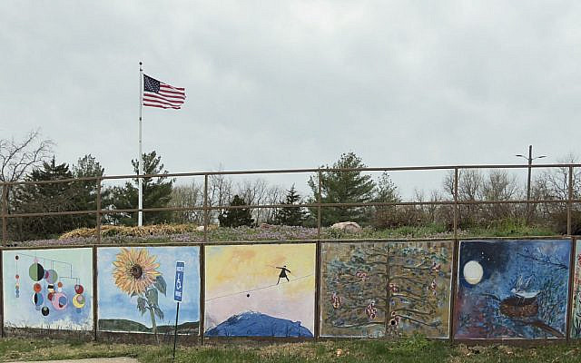 A Mural painted by the youth of Temple Beth Sholom, Topeka, KS. (Sam Stern)