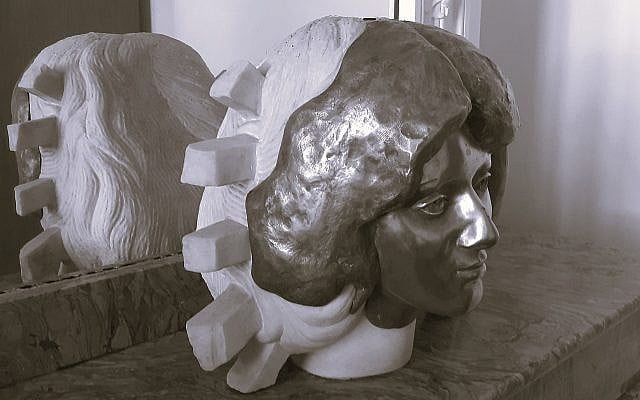 Francesca Gee sculpted by Etienne (copyright authorized)