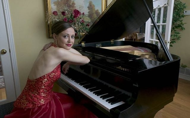 Press photo of Petronel Malan, which appeared in my book. Courtesy of the artist.